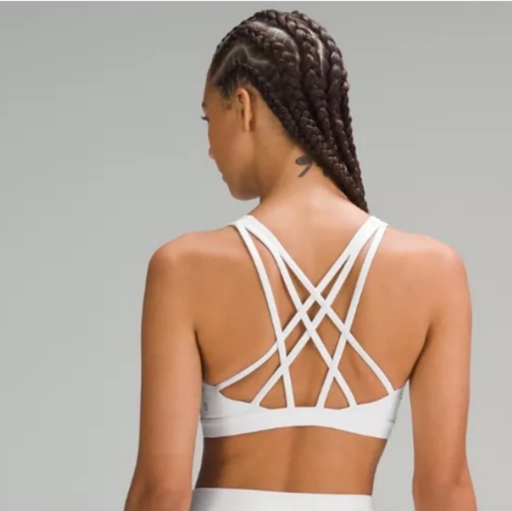 NWT Lululemon Free to Be Serene Bra Light Support, C/D Cup, White, Size 10
